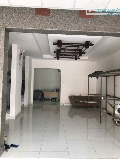 Bán nhà 2 tầng mặt tiền 23/10 Vĩnh Hiệp, Nha Trang. DT 103m2 giá 6,5 tỷ - 4