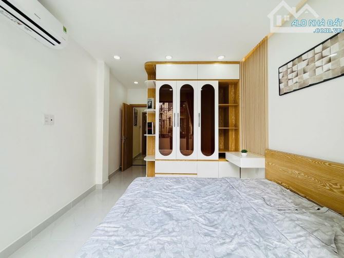 Nhanh tay chốt ngay căn nhà 56m2 ngay Lê Lợi, Gò Vấp. Giá: 2 Tỷ 750. Sổ riêng, hẻm ô tô - 4