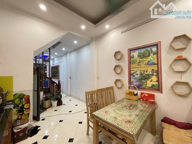 Nhà Xuân Đỗ, Cự Khối – 41.5m² – 5PN – Full Nội Thất – 5.6 Tỷ - 4