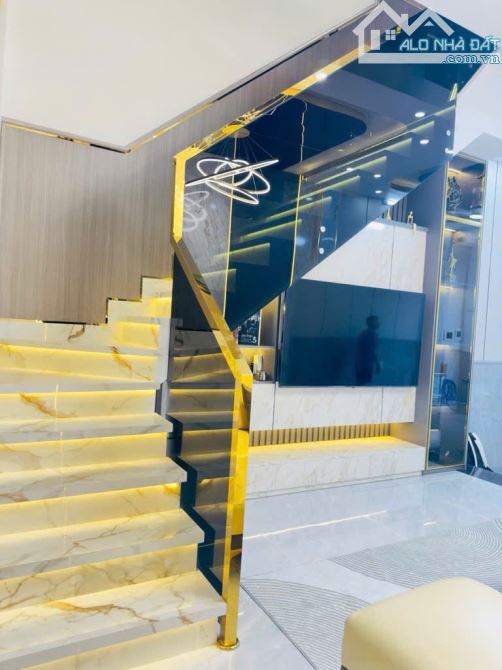 NHÀ PHỐ HIỆN ĐẠI SỬ DỤNG HỆ THỐNG ĐIỆN THÔNG MINH SMARTHOME - KHU PHÂN LÔ ĐỒNG BỘ ĐƯỜNG 6M - 4