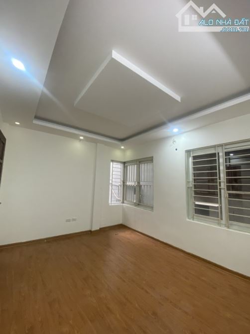 Cực hiếm. Bán nhà phố Định Công Thượng, Hoàng Mai. 39m2 x 4 Tầng. MT 4.3m.Ô TÔ. Hơn 8 Tỷ. - 4