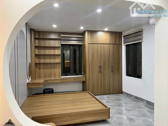 Một căn duy nhất! Bán nhà Trần Hữu Tước 45m2x 6 tầng thang máy, view hồ, tặng lộc 50 triệu - 4