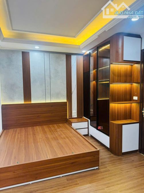 BÁN NHÀ PHỐ KHƯƠNG ĐÌNH , THANH XUÂN, THANG MÁY, DT 40M2, 6 TẦNG, MT 5.2M , GIÁ 9.9 TỶ - 4