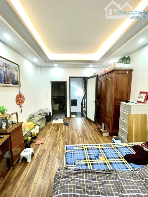 BÁN NHÀ NGÕ AN SƠN ĐẠI LA - 30M2 - TRUNG TÂM - GẦN PHỐ - 2 THOÁNG - 6,2 TỶ. - 4