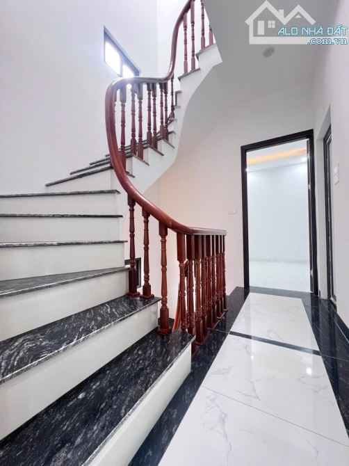 Giá còn rẻ! Nhà dân xây tại Hoài Đức 4 tầng,mặt tiền 6m, gần Quốc Lộ 32 , Giá 4 tỷ 3. - 4