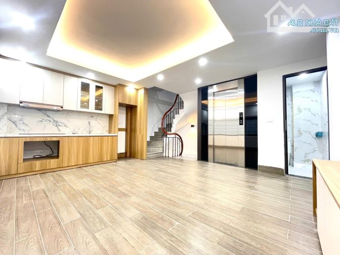 Phố Vip Thái Hà 40M2, 7Tầng Thang Máy, Mt:5m,Ô Tô Đỗ Cổng,Mới Koog, Nhỉnh 11Tỷ - 4