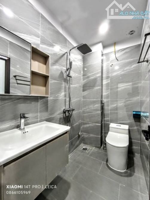 CỰC Hiếm..! Lô Góc 4Tx 40m2, ngõ thông rộng, ô tô đỗ ngủ trong nhà, ngay gần chợ tình lam - 5