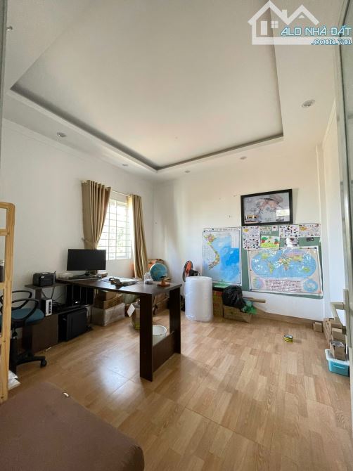 🧨🧨Chủ cần chuyển chỗ ở bán nhà mê lỡ  đẹp hẻm chính Lạc Long Quân - 5