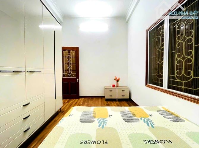 NGÃ TƯ SỞ, DT 87M² x 3T, MT 5M. GIÁ CHÀO BÁN: 9.4 TỶ. - 5