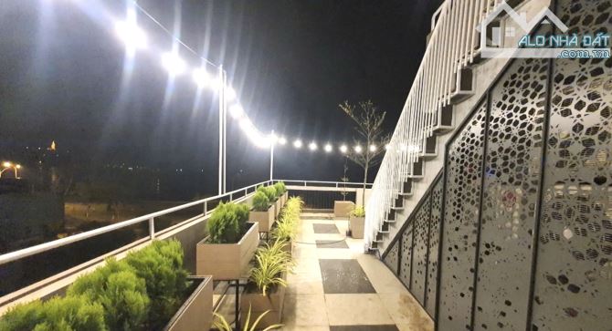 SIÊU PHẨM SƠN TRÀ - NHÀ 4 TẦNG VIEW BIỂN - DIỆN TÍCH 105M2 - ĐƯỜNG 5M5 - CHỈ 8.X TỶ - 6