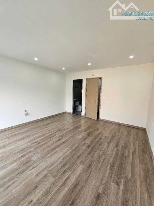 💎 THẠCH BÀN – 36M² – 6 TẦNG – NHÀ MỚI TINH – Ô TÔ VÀO NHÀ – 6,9 TỶ! - 6