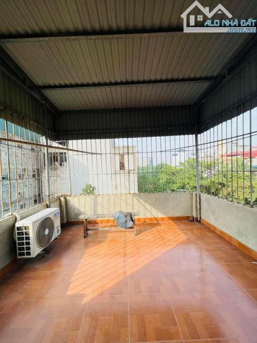 CẦN BÁN GẤP NHÀ KHU KIM GIANG.HOÀNG MAI  - Ô TÔ ĐỖ - 6