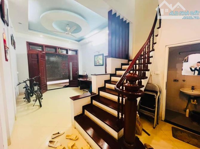 Bán Nhà  phố Yên Phúc Phúc La Hà Đông DT 39m2  4.5 Tầng - 6.95 tỷ - 7