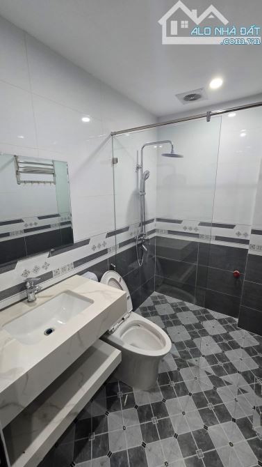 Bán nhà Vân Hồ 3 DT 36m2, 4T, MT 3.6m đẹp full nội thất, dân trí cao, ngõ đẹp. Giá 8.9 tỷ - 7