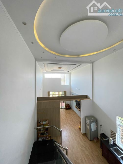 🧨🧨Chủ cần chuyển chỗ ở bán nhà mê lỡ  đẹp hẻm chính Lạc Long Quân - 8