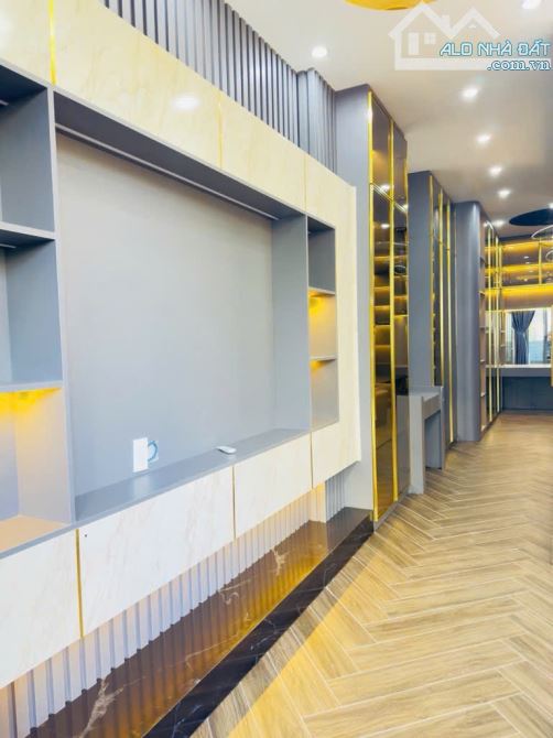 NHÀ PHỐ HIỆN ĐẠI SỬ DỤNG HỆ THỐNG ĐIỆN THÔNG MINH SMARTHOME - KHU PHÂN LÔ ĐỒNG BỘ ĐƯỜNG 6M - 8
