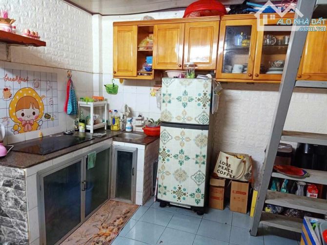 Cần bán căn nhà cáp 4 có gác hẻm 137 Phước Long - Nha Trang chỉ 1 ty 780 - 9