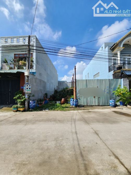 RẺ__2TỶ850__5x21,6m__Đất Rẻ, Xây tự do__đường 7m thông, ra vòng xoay (Ngã 6) An Phú 300m