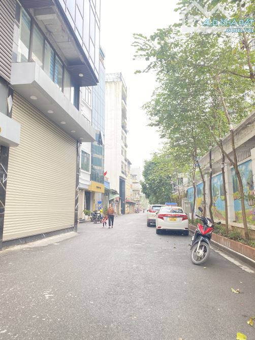 💥BÁN NHÀ LẠC LONG QUÂN, NGÕ SẠCH BÓNG NHƯ LAU 👍 - 2