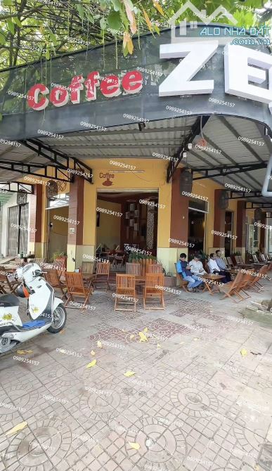 Bán Nhà Góc 2 Mặt Tiền Bình Chánh – Quán Cafe Sẵn Kinh Doanh – Sổ Hồng Riêng