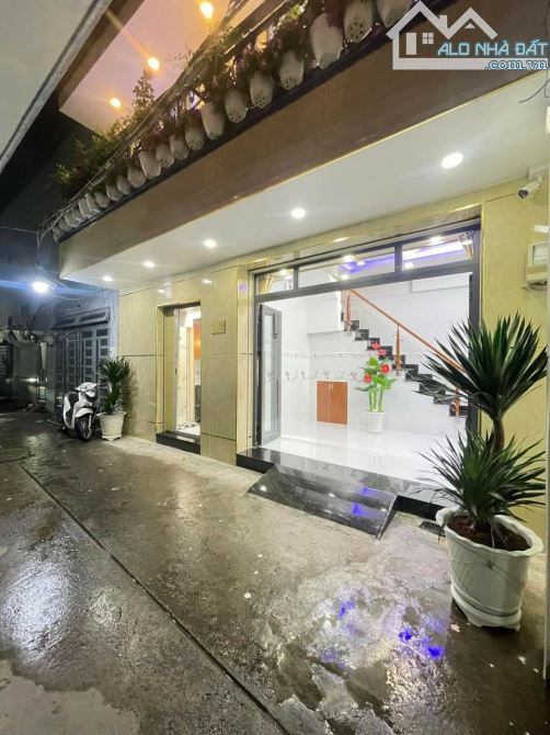 Nhà mới đẹp Nguyễn Hồng Đào, P.14, Tân Bình, 3.65 tỷ