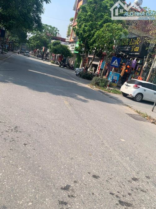 BÁN NHÀ MẶT PHỐ ĐÔNG ANH - Ô TÔ TRÁNH - KINH DOANH SẦM UẤT