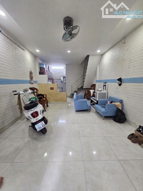 Bán nhà hẻm 2m Nguyễn Sỹ Sách 33m2 – Giá 3,7 Tỷ tl.