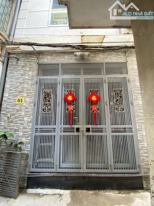 BÁN NHÀ NGHI TÀM - TÂY HỒ S38M2 x 3 TẦNG MẶT TIỀN 4.3M  7.8TỶ