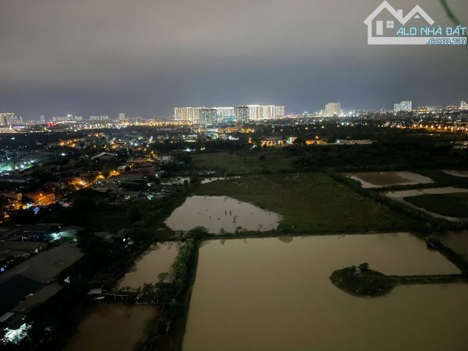 Cho thuê căn hộ 4PN, 3WC view hồ 156 chung cư Xuân Phương Quốc Hội, Trần Hữu Dực