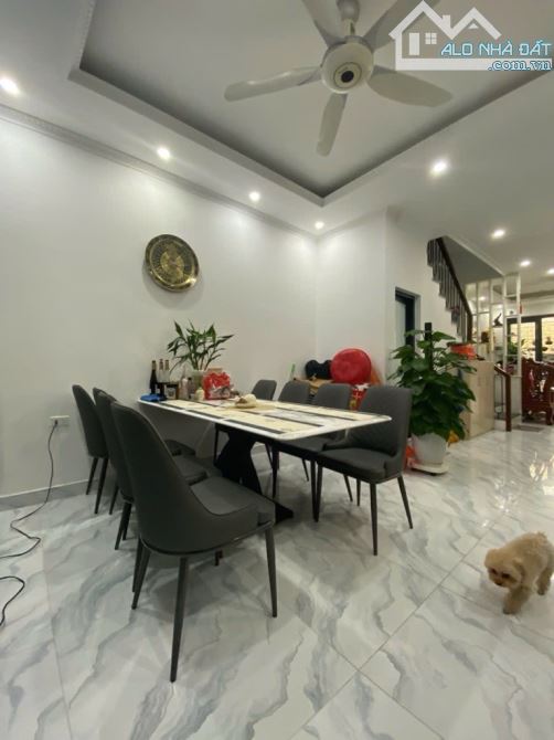 Bán nhà LÀNG PHÚ MỸ - MỸ ĐÌNH, 49,6m2, XÂY CHẮC CHẮN, GẦN Ô TÔ, về ở luôn được.