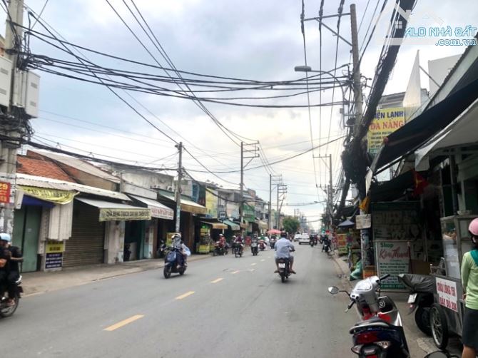 MẶT TIỀN KINH DOANH ĐẸP-MÃ LÒ-GẦN LÊ VĂN QUỚI-NHÀ 2 TẦNG 97M2(4X24)-GIÁ 8.9 TỶ