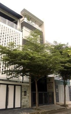 BÁN GẤP NHÀ 60M² - 5 TẦNG – Ô TÔ TRÁNH – NGAY AEON MALL LONG BIÊN - CHỈ 12.8 TỶ.
