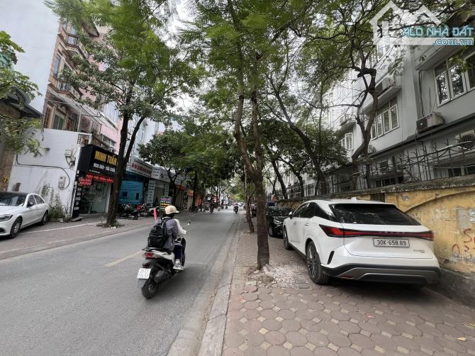 Hiếm, PLô Trung Kính, Cầu Giấy Oto 7 Chỗ, View hồ, 90m2, MT 5m, 26 tỷ 9.