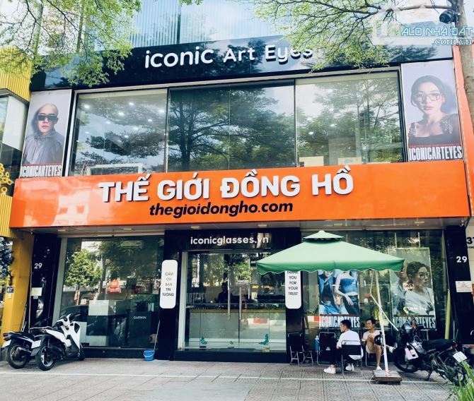 Cần bán gấp nhà mặt đường Hai Bà Trưng, quận Hoàn Kiếm - 280m2 x 5t - mt 9,5m