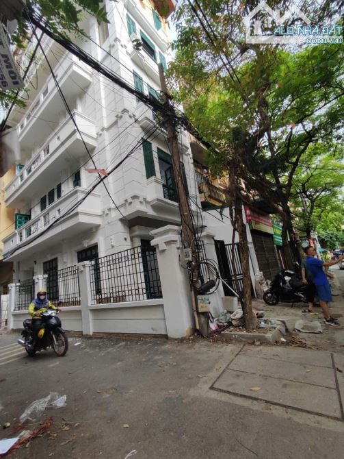 HOA HẬU 5T LÔ GÓC PHỐ HOÀNG QUỐC VIỆT THÔNG SANG KĐT STALAKE Ô TÔ TRÁNH 85M2 MT 6M 30TỶ
