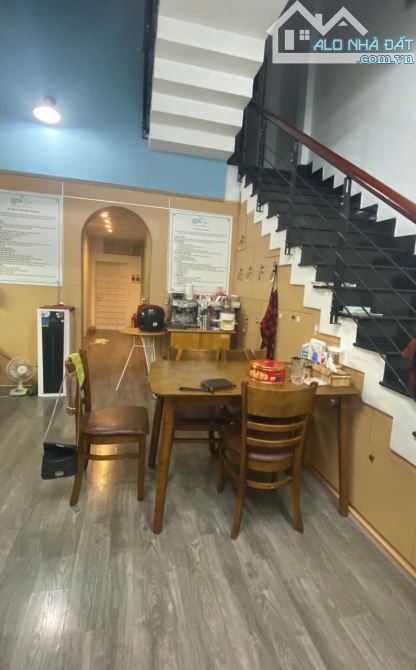 💥💥💥 KHU PHỐ ĐÊM NGƯỜI HÀN - MẶT TIỀN DƯƠNG ĐÌNH NGHỆ - KINH DOANH ĐỈNH - NHÀ 4 TẦNG MỚI