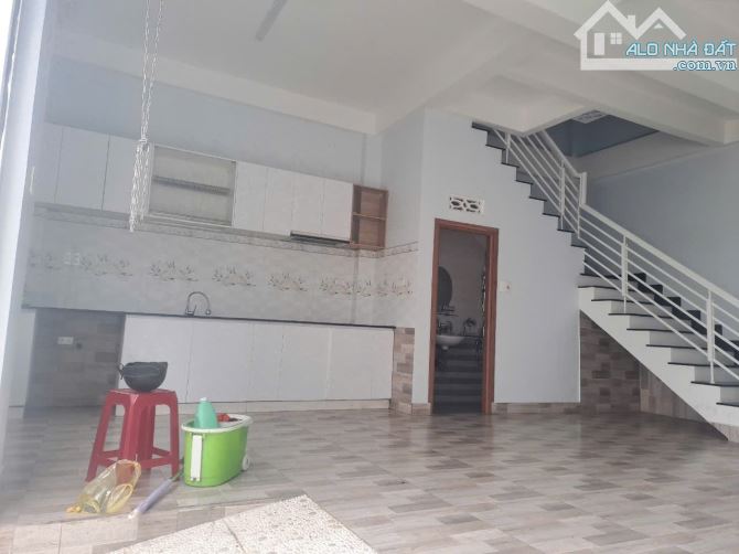 Bán căn nhà Phan Chu Trinh- Phường 9- Đà Lạt 🏠nhà 1 trệt 2 lầu- 5 Tỷ 9- 3P ngủ- Đường ôto
