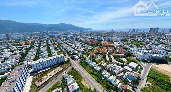 Bán căn hộ 2 phòng ngủ 64m2, view núi Sơn Trà & biển Mỹ Khê Đà Nẵng, giá ưu đãi CĐT