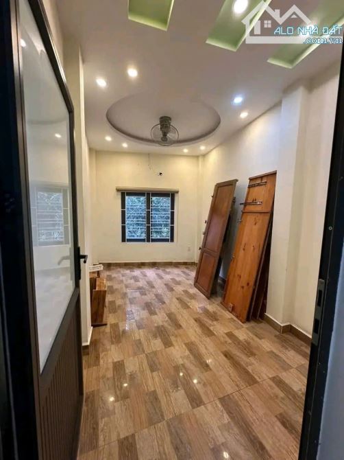 CHO THUÊ NHÀ mặt ngõ đầu đường Đà Nẵng - Ngô Quyền - Hải Phòng