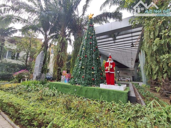 Bán Biệt thự Palm Garden KĐT Việt Hưng: 220m2 Full Nội thất chỉ 46 tỷ - 4