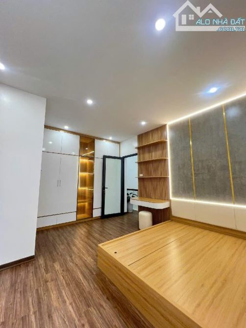 Bán nhà KD Dòng tiền 12 phòng ngõ 47 Đường Láng, Đống Đa, HN DT: 80m2 x 5 tầng. - 1