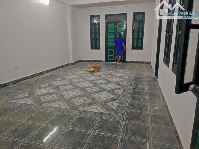 HOA HẬU 5T LÔ GÓC PHỐ HOÀNG QUỐC VIỆT THÔNG SANG KĐT STALAKE Ô TÔ TRÁNH 85M2 MT 6M 30TỶ - 1