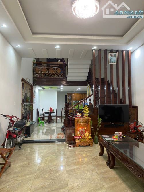 Bán nhà 3 tầng, 3 mê, 2 mt đường Hoàng Thúc Trâm- Ngay Tiểu La. DT 90M2 – Siêu đẹp - 1