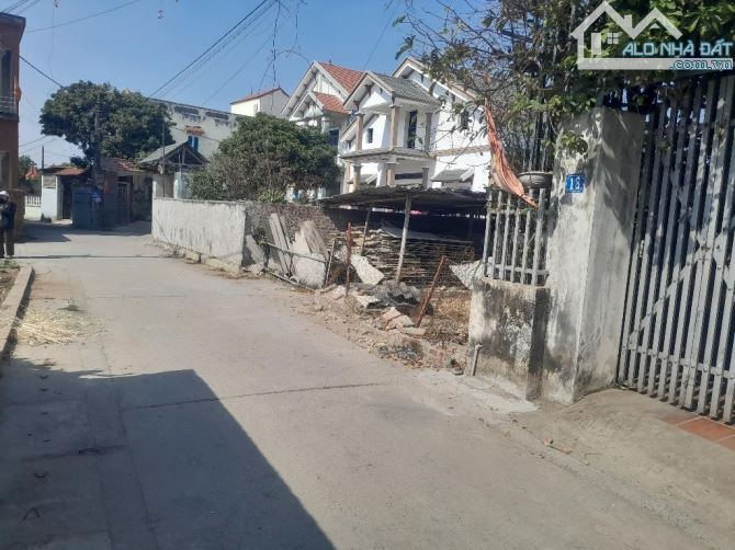 Tiên Dược  ô tô tránh 90m 2,75 tỷ ,mông nở gần trường công an , 3 bước tới trung tâm huyện - 1