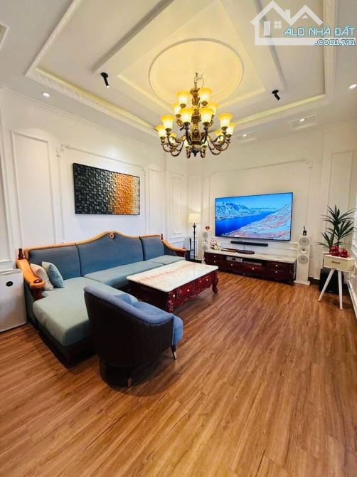 BÁN NHÀ PHỐ LỤA VẠN PHÚC HĐ 55M 4 TẦNG MT 6M  Ô TÔ ĐỖ CỬA, CHỈ HƠN 10 TỶ - 1