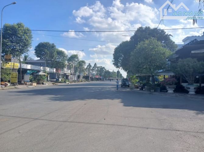 Cặp nền Góc đường Bùi Quang Trinh, Khu 586, TP. Cần Thơ. Gần chợ Phú Thứ. - 1
