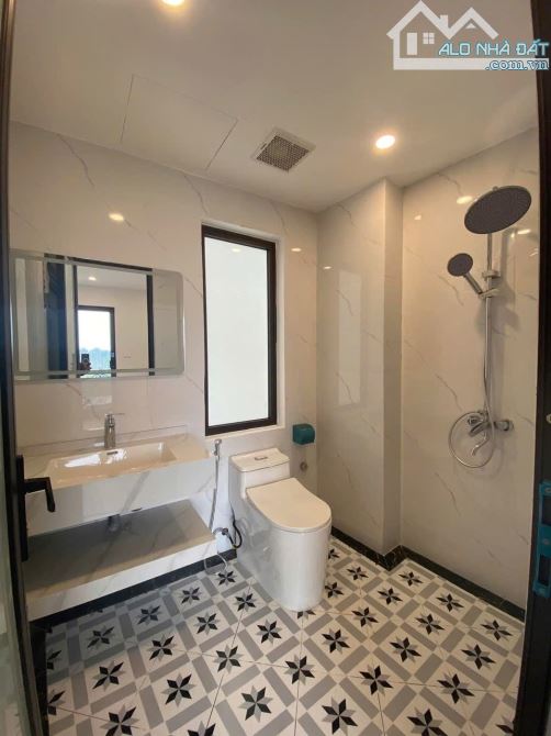 BÁN NHÀ PHỐ THẠCH BÀN LONG BIÊN NHỈNH 4 TỶ 34M, 5 tầng, MT 4m,FULL NT,Ô Tô, gần cấp 3 - 1
