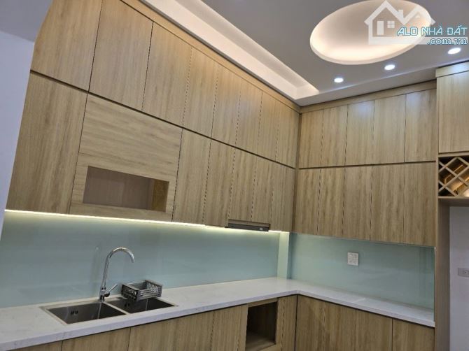 Nhà Phan Kế Bính 5 tầng 48m 8,7 tỷ ngõ rộng ba gác phi ầm ầm - 1