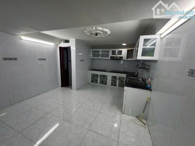 NHÀ MỚI ĐẸP NGAY CHỢ HỒ HỌC LÃM-KINH DƯƠNG VƯƠNG- 94M (4.2m x 22m) 4PN-3WC - NHỈNH 4TY - 1