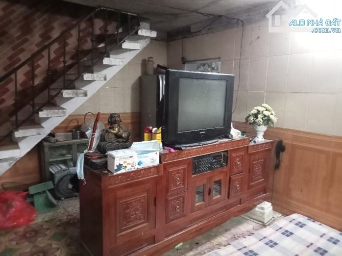 BÁN ĐẤT TẶNG NHÀ PHỐ PHÚC XÁ - BA ĐÌNH 👉S50M2 x 2 TẦNG 4NGỦ - CHỈ 4.8TỶ - 1